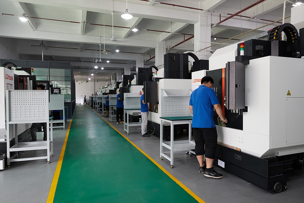 3 axis,4 axis, and 5 axis CNC Machining workshop of CNC Machined Products 
