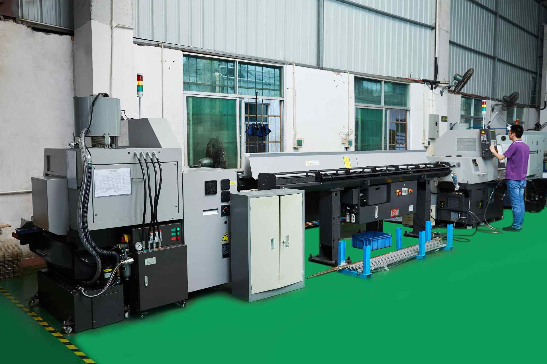 Precision CNC Tunring Center Workshop of CNC Machined Products